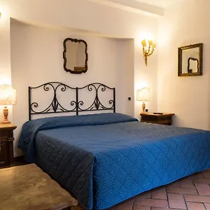 2* Gasthuis Piazza Paradiso